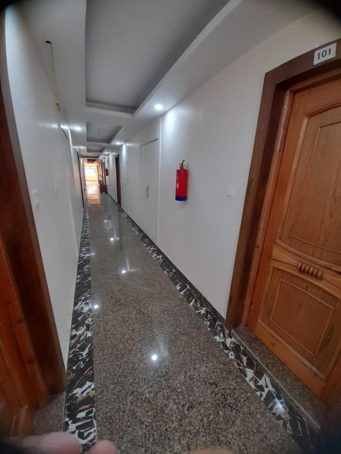 Hotel Zoon Dabb Srinagar Airport Kashmir 外观 照片