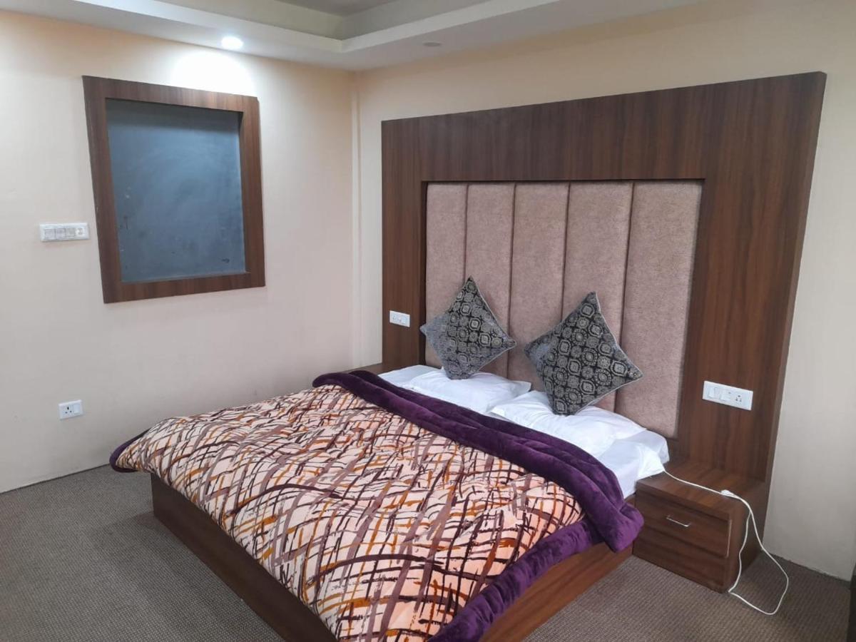 Hotel Zoon Dabb Srinagar Airport Kashmir 外观 照片