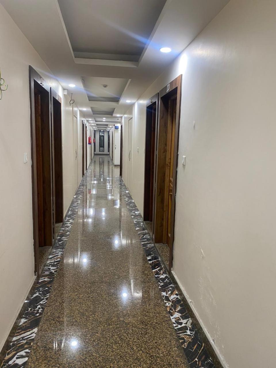 Hotel Zoon Dabb Srinagar Airport Kashmir 外观 照片