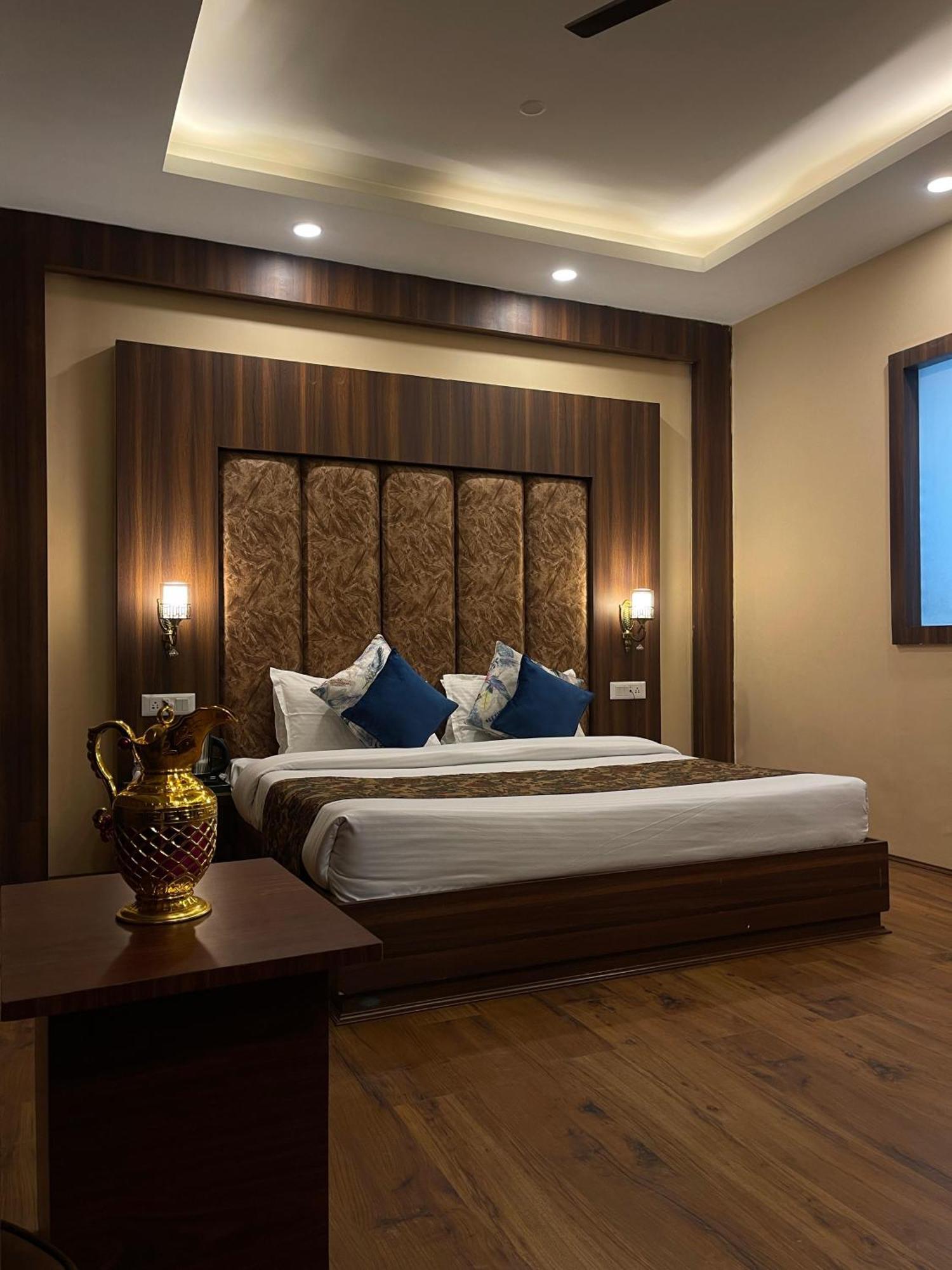 Hotel Zoon Dabb Srinagar Airport Kashmir 外观 照片