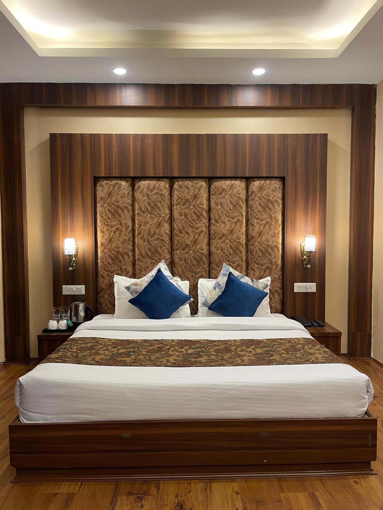 Hotel Zoon Dabb Srinagar Airport Kashmir 外观 照片