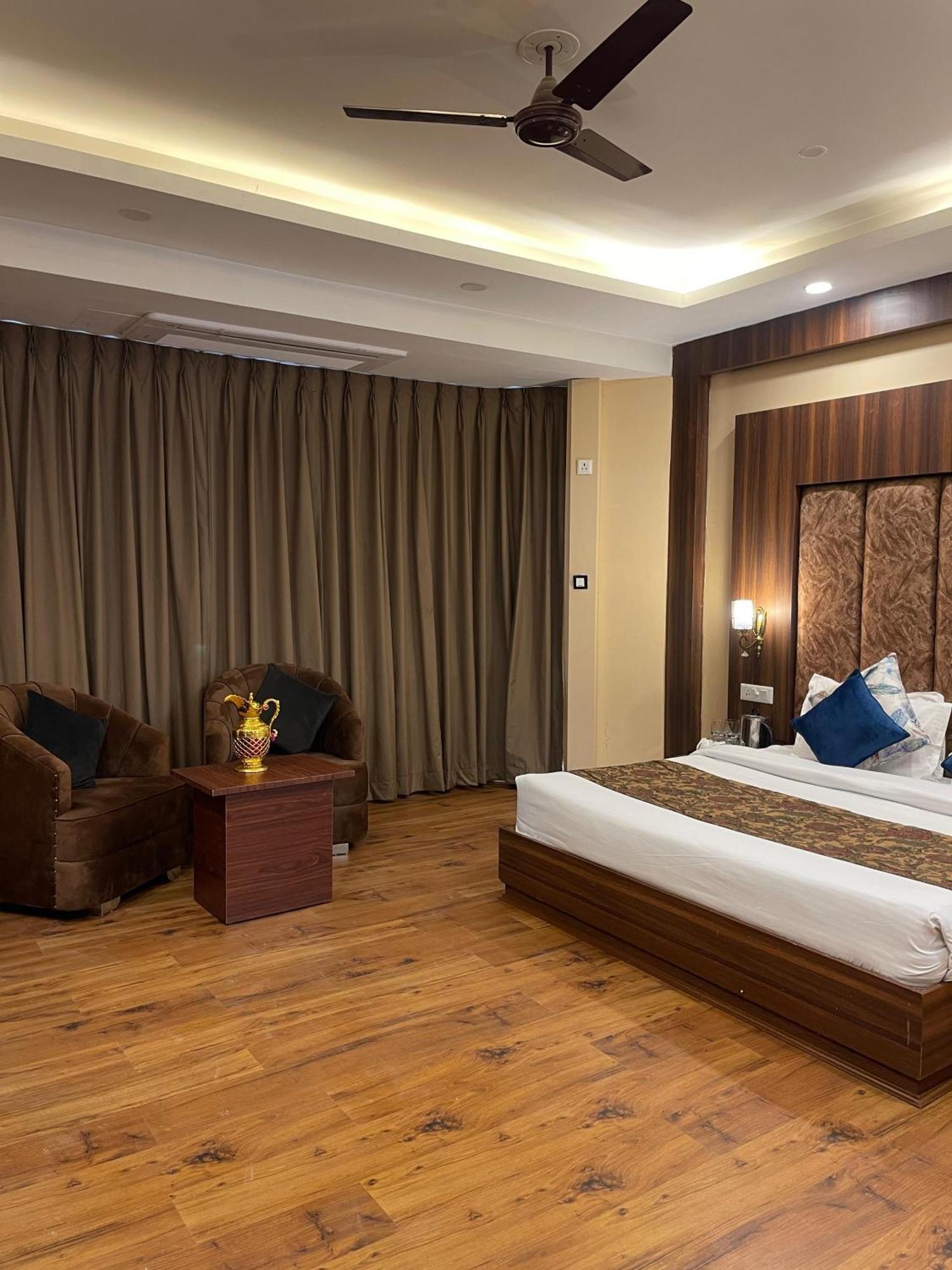 Hotel Zoon Dabb Srinagar Airport Kashmir 外观 照片
