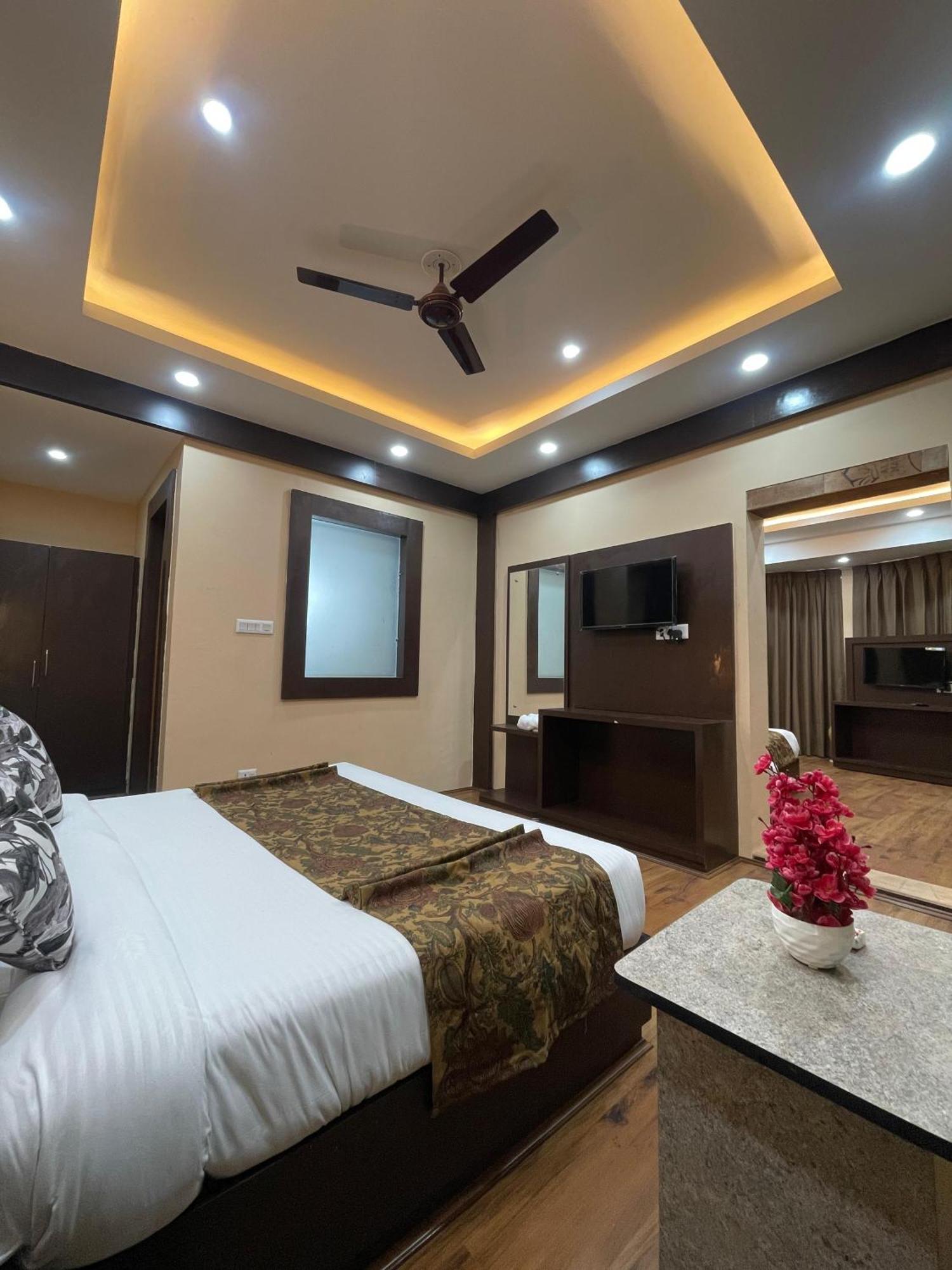 Hotel Zoon Dabb Srinagar Airport Kashmir 外观 照片