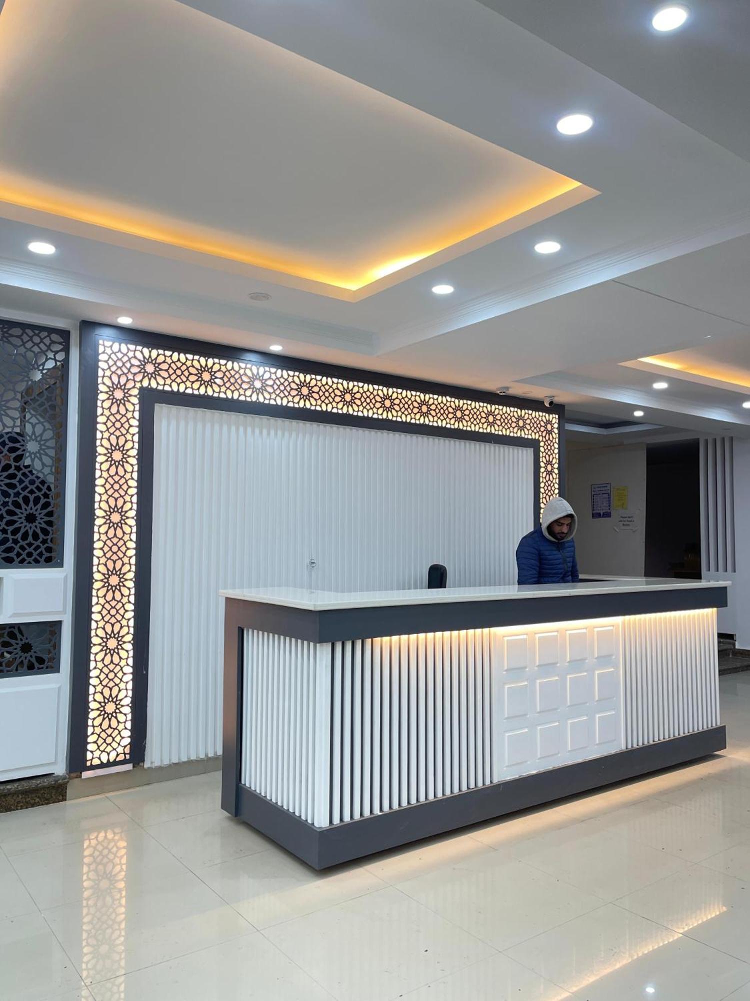 Hotel Zoon Dabb Srinagar Airport Kashmir 外观 照片